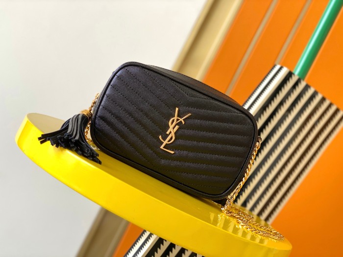 YSL Lou Bag 585040 JY054 19cm