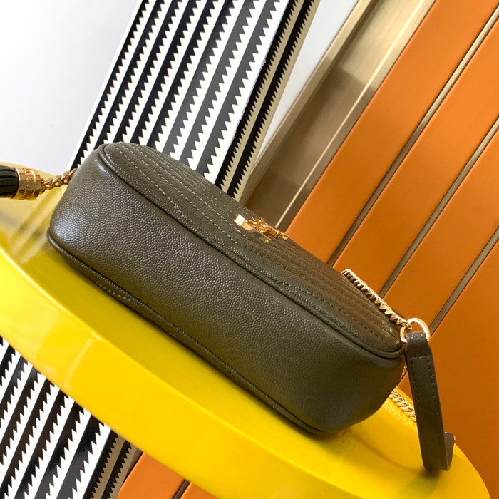 YSL Lou Bag 585040 JY054 19cm