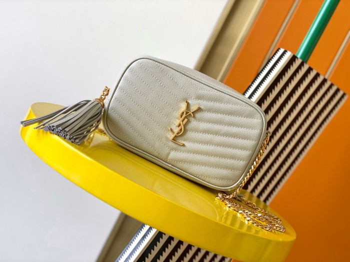 YSL Lou Bag 585040 JY054 19cm