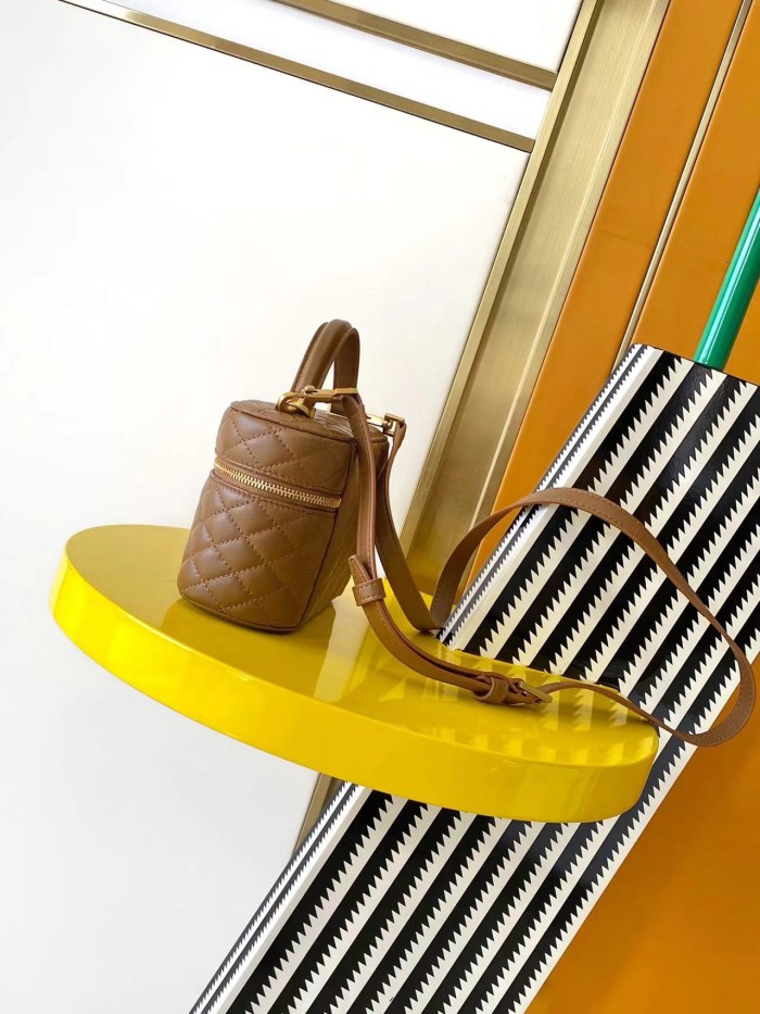 YSL Gaby Vanity Bag 766731 JY035 18cm