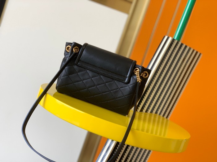 YSL Nolita Bag 672738 JY084 18cm