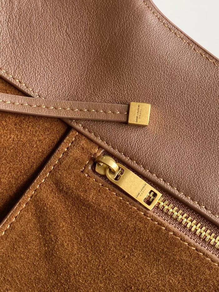 YSL LE 5A7 Bea Bag 779029 JY047 28cm