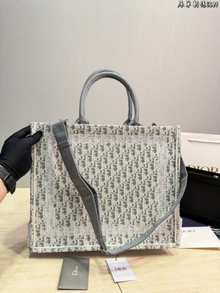 Dior Book Tote 027 DB022-562 26-42cm