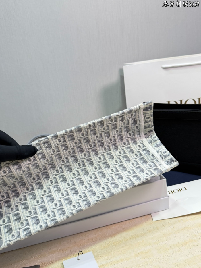 Dior Book Tote 027 DB022-562 26-42cm
