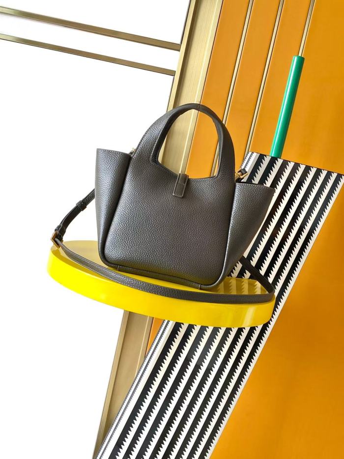 YSL Bea Tote 872469 JY085 18cm