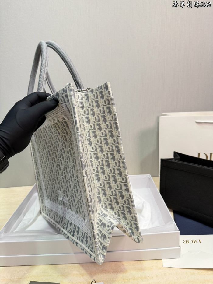 Dior Book Tote 027 DB022-562 26-42cm