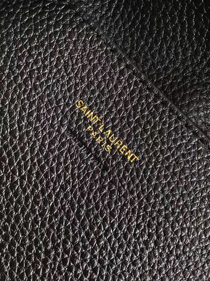 YSL Bea Tote 872469 JY085 18cm
