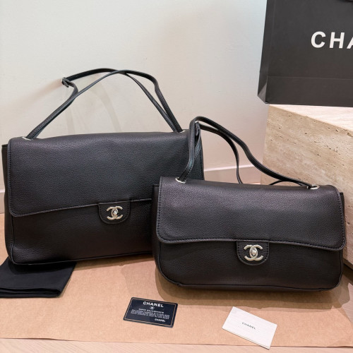 Chanel Classic Flap Maxi Bag 151 DB522-552 33-39cm