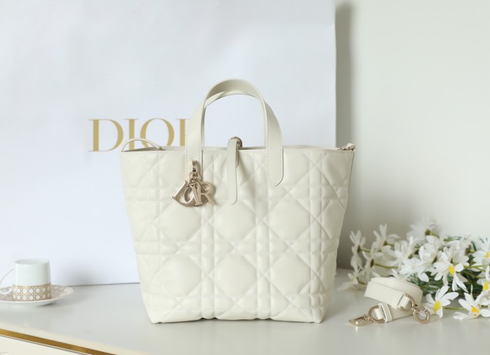 Dior Toujours Bag 001 YD039 23cm