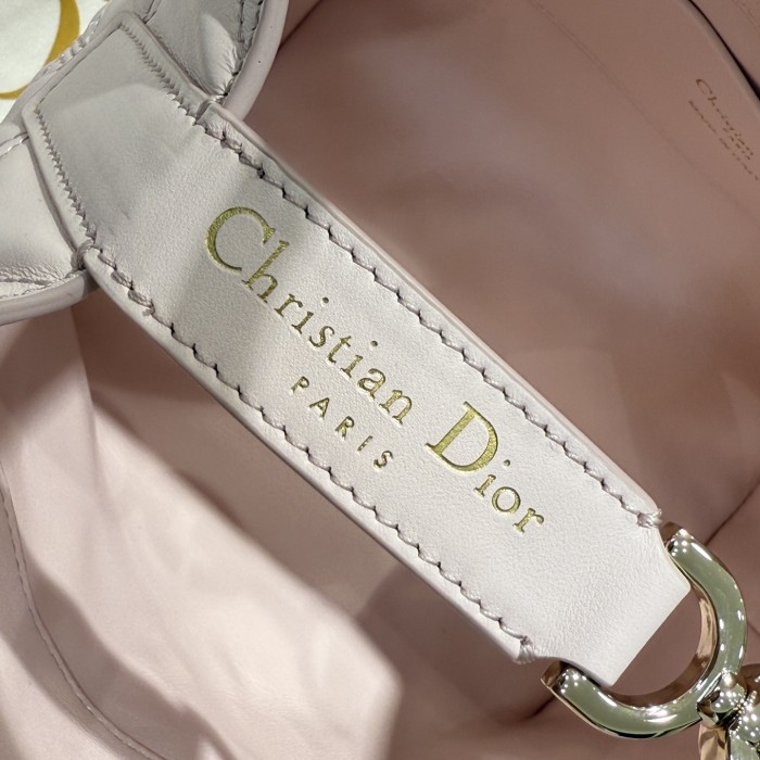 Dior Toujours Bag 002 YD009 16cm