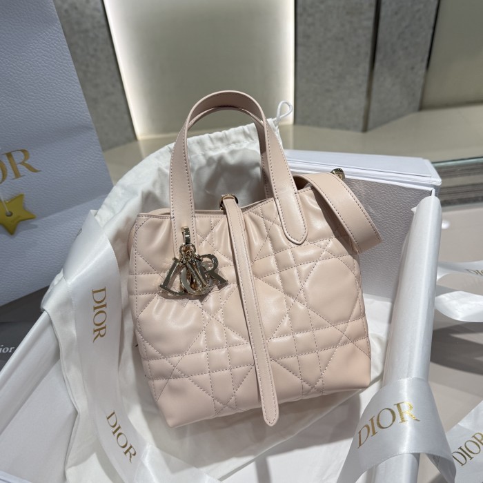 Dior Toujours Bag 002 YD009 16cm