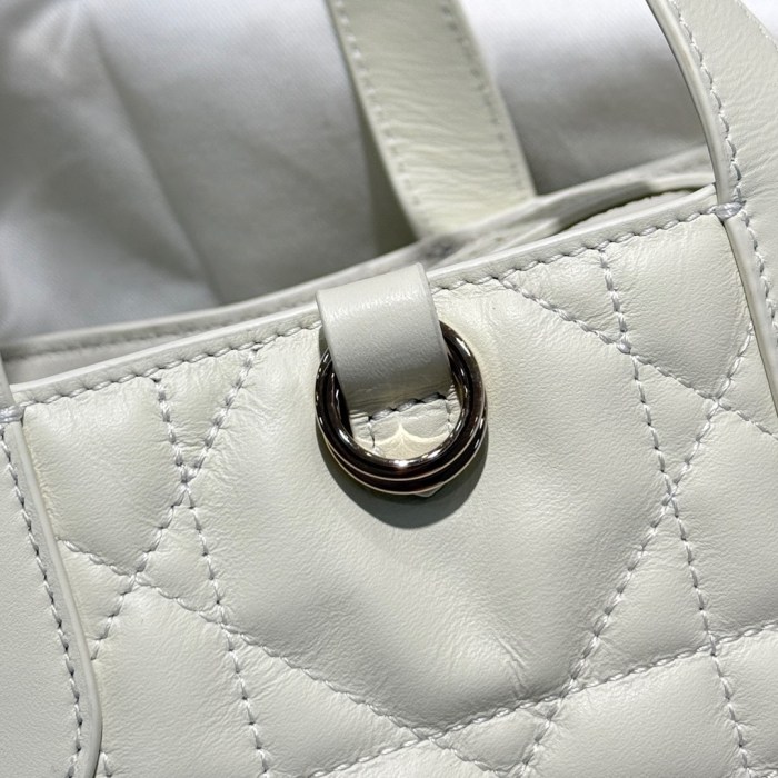 Dior Toujours Bag 002 YD009 16cm