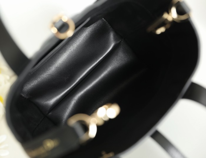 Dior Toujours Bag 001 YD039 23cm