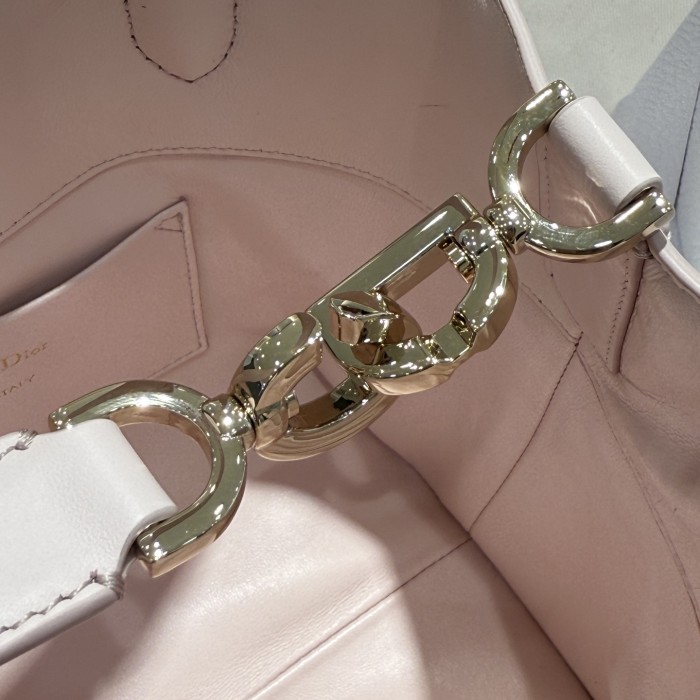 Dior Toujours Bag 002 YD009 16cm