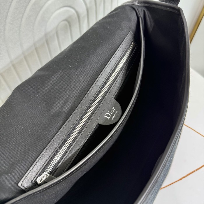 Dior Jett Bag 214 YD015 31cm