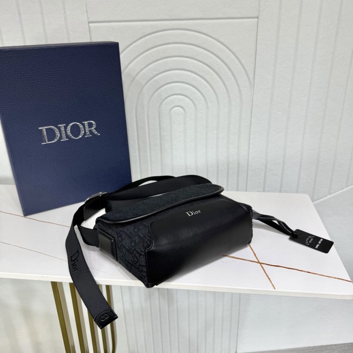 Dior Jett Bag 627 YD014 20cm