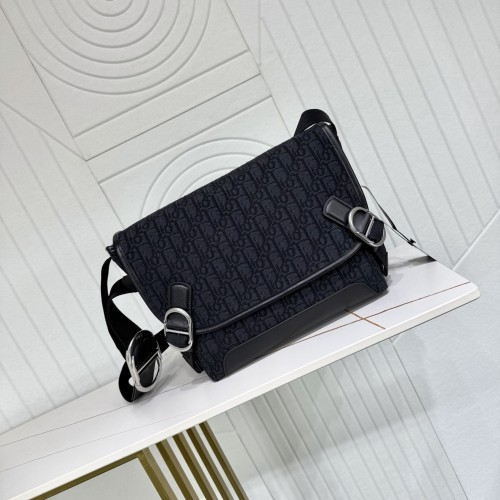 Dior Jett Bag 458 YD005 27cm