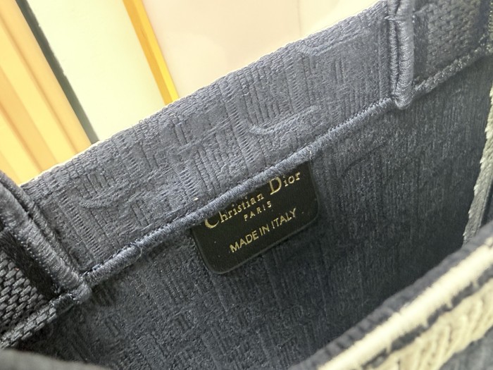 Dior Book Tote 8833 YD004-054 26-41cm