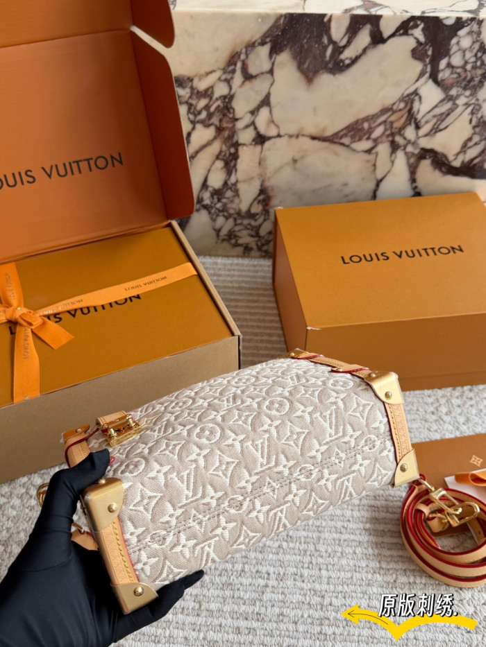 LV Side Trunk Bag 363 DB052 26cm