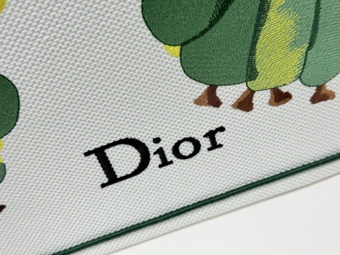 Dior Book Tote 8833 YD004-054 26-41cm