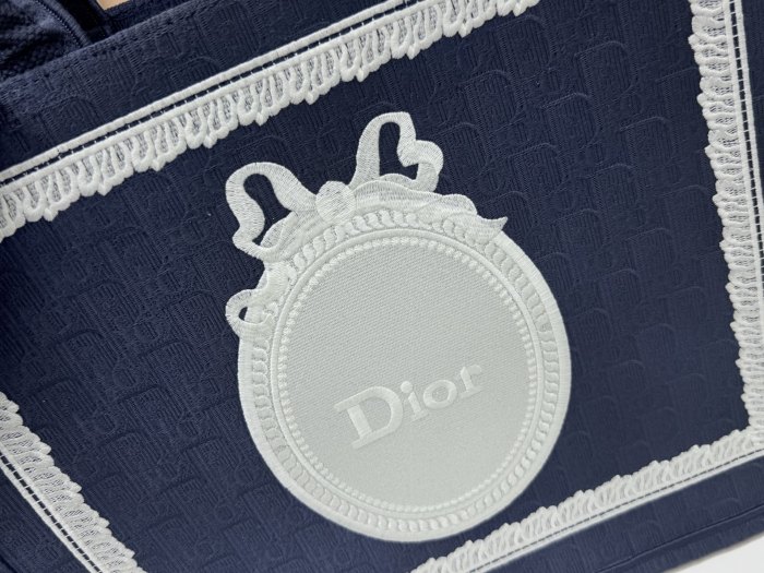 Dior Book Tote 8833 YD004-054 26-41cm