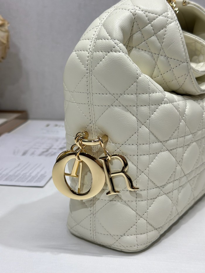 Dior Toujours Hobo Bag 1538 YD057 24cm