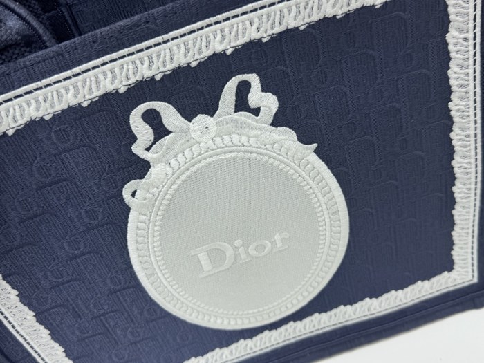 Dior Book Tote 8833 YD004-054 26-41cm