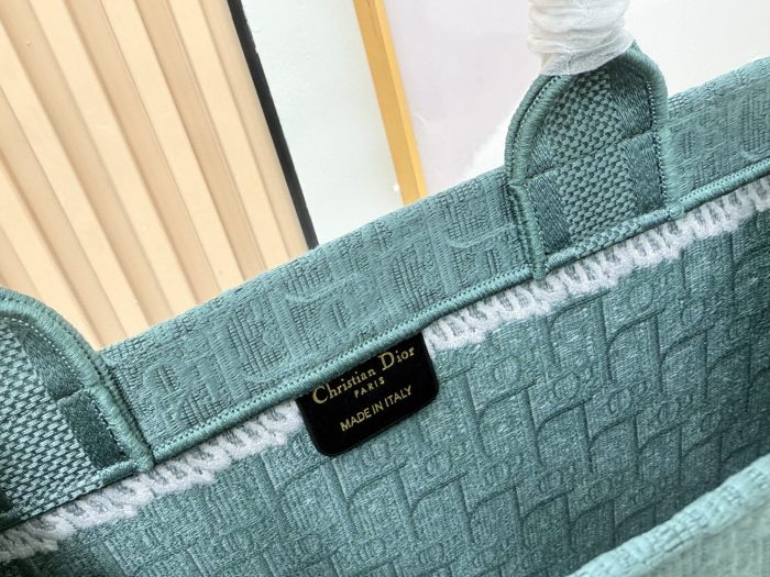 Dior Book Tote 8833 YD004-054 26-41cm