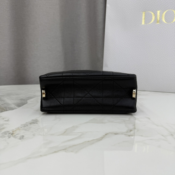Dior Trianon Bag M0718 YD005 18cm