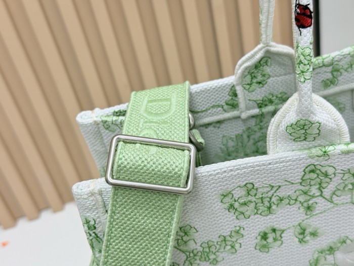 Dior Book Tote 8833 YD004-054 26-41cm