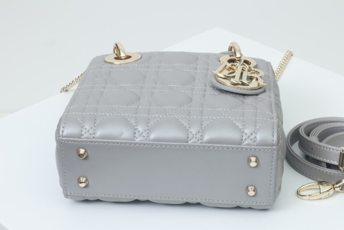 Dior Lady Dior Bag M673 YD085 17cm