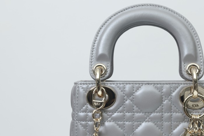 Dior Lady Dior Bag M673 YD085 17cm