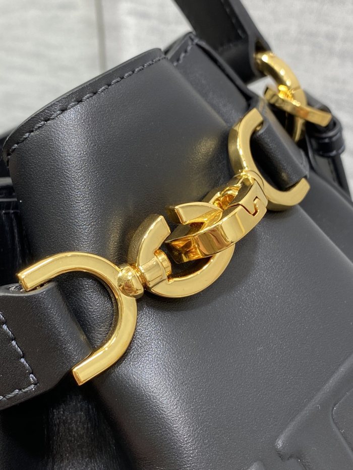 Dior C'est Bucket Bag 9279 YD035-006 17cm