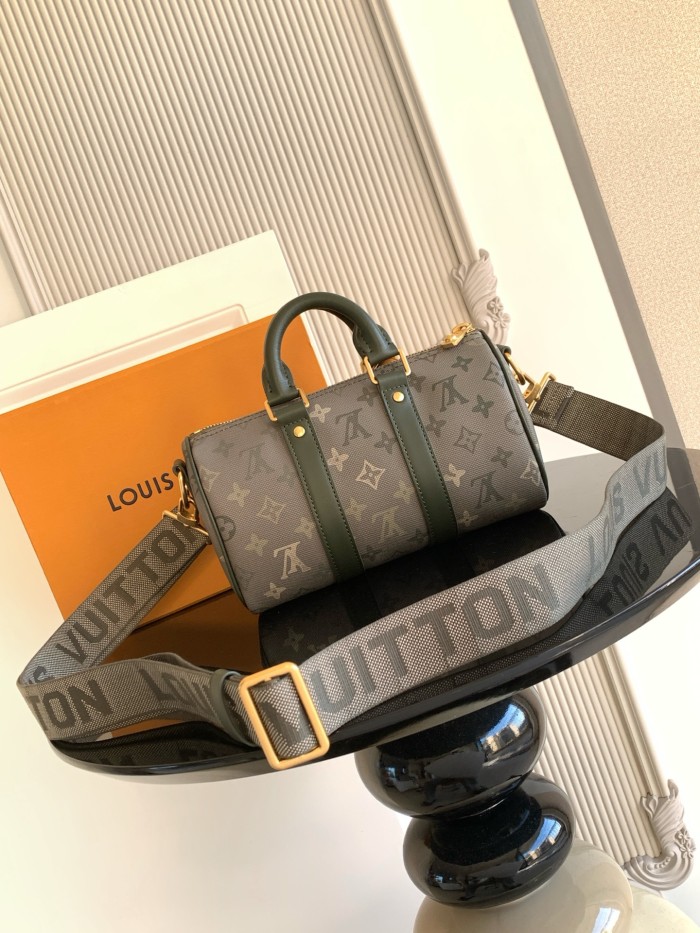 LV Keepall 25 Bag M26930 LG0511 25cm