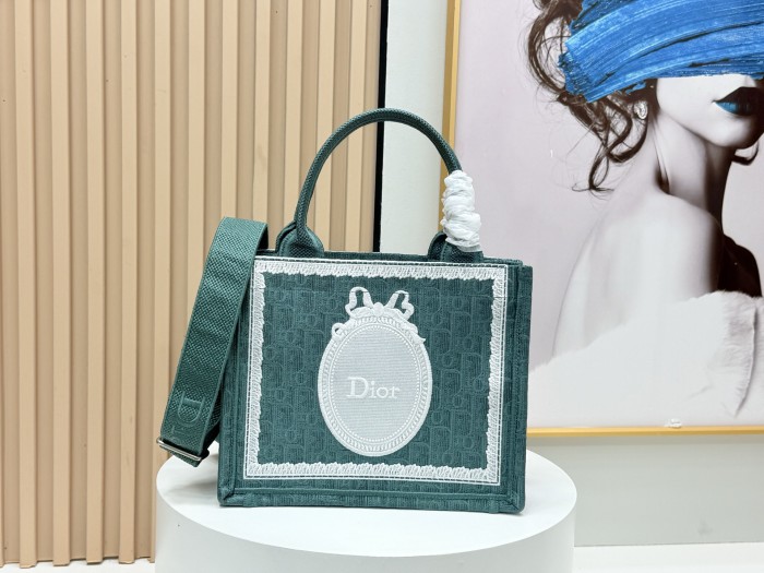 Dior Book Tote 8833 YD004-054 26-41cm