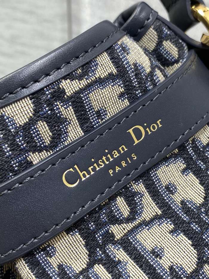 Dior C'est Bucket Bag 9279 YD035-006 17cm