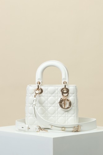 Dior Lady Dior Bag M0539 YD086 20cm