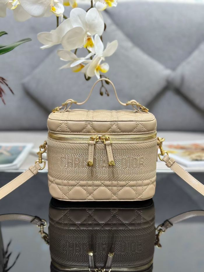 Dior Travel Bag S5488 YD056 18.5cm