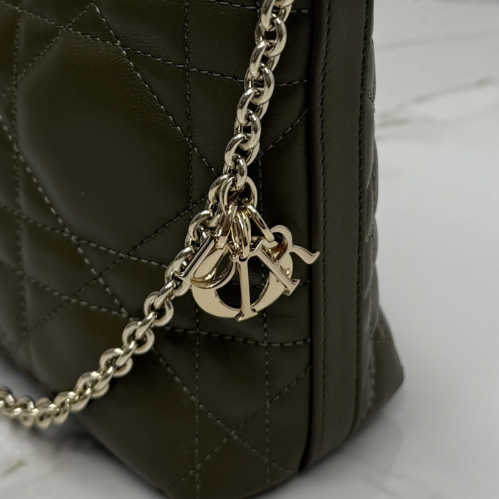 Diorling Mini Bag S2613 YD054 18cm