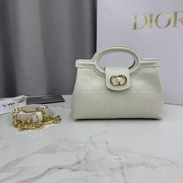 Dior Jolie Top Handle Bag S3123 YD085-036 18.5cm