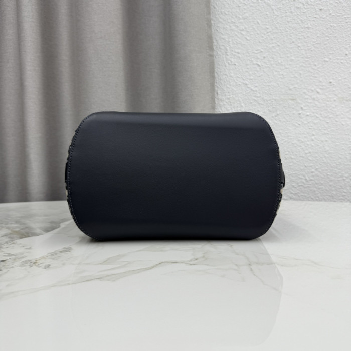 Dior Médaillon Bag M1532 YD006-007 26.5cm