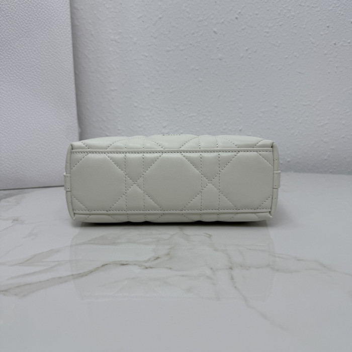 Diorling Mini Bag S2613 YD054 18cm