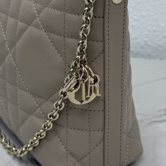 Diorling Mini Bag S2613 YD054 18cm