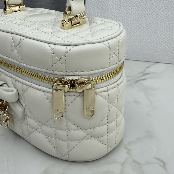 Dior Mini Vanity Bag S2603 YD085 17cm