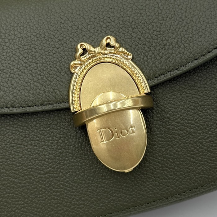 Dior Médaillon Bag M3921 YD065 21cm