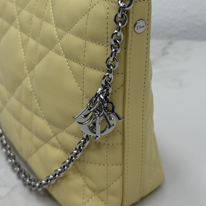 Diorling Mini Bag S2613 YD054 18cm