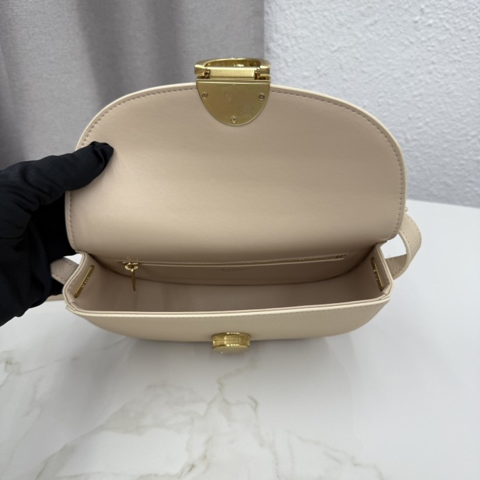 Dior Médaillon Bag M3921 YD065 21cm