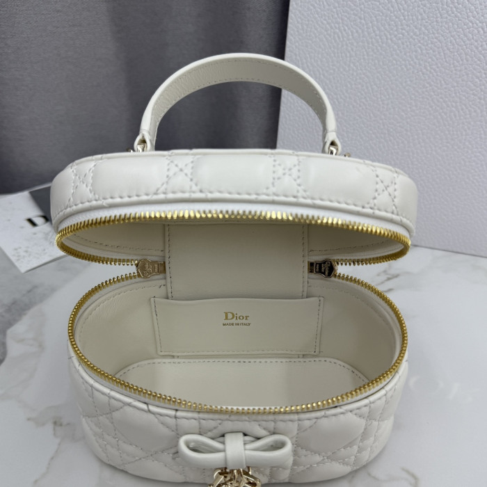 Dior Mini Vanity Bag S2603 YD085 17cm