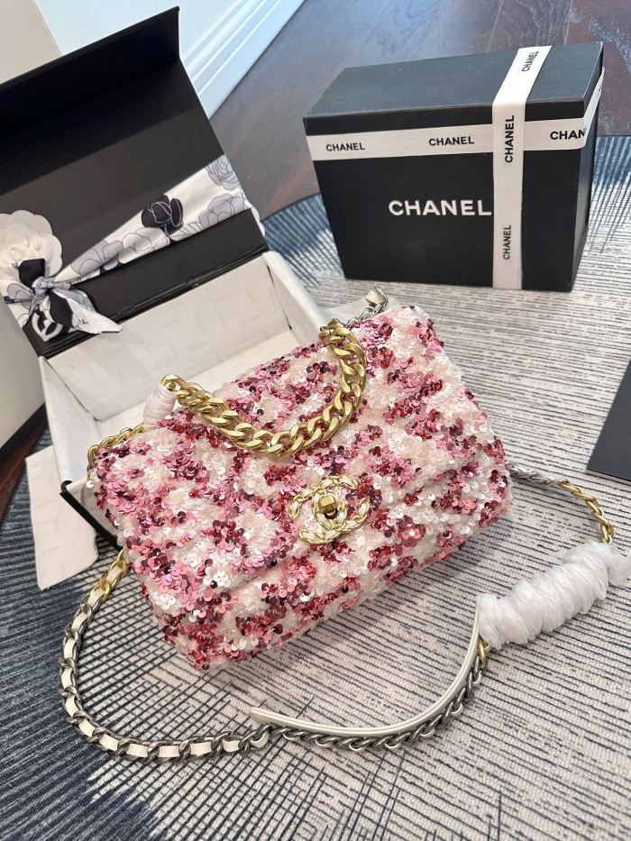 Chanel Shoulder Bag 161 DB502 26cm