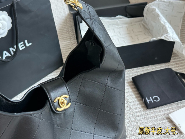 Chanel Hobo Bucket Bag 157 DB003 24cm
